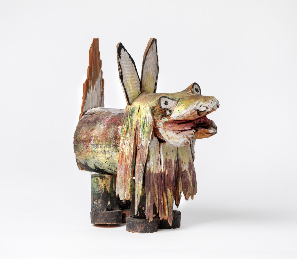 Dionizy Purta Pes, 1993, dřevo, polychromie, 27 x 25 x 13 cm, sbírka Leszka Macaka, Krakov