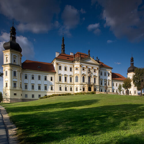 Klášter Hradisko exteriéry Klášter Hradisko exteriéry