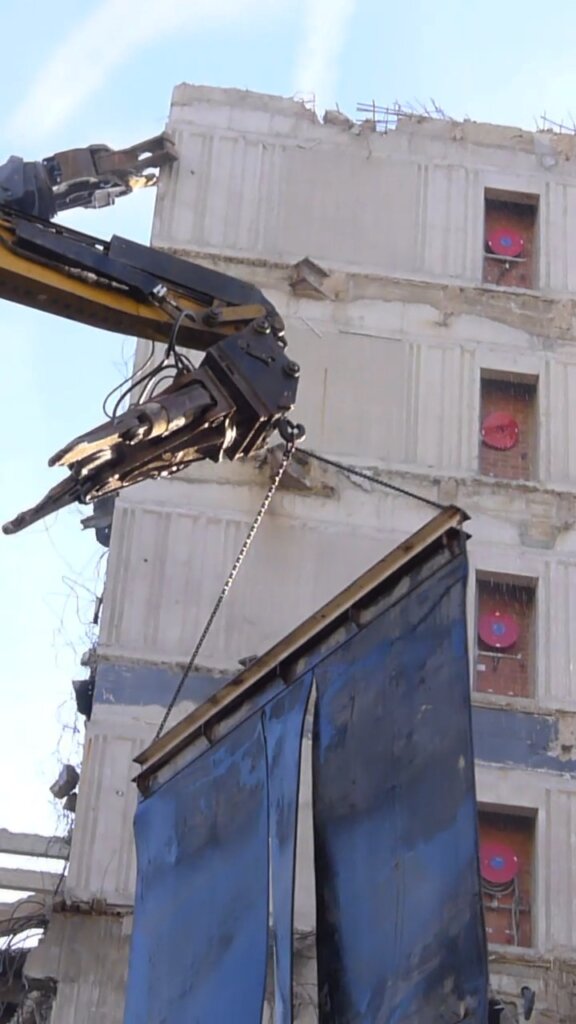 Aglaia Konrad, I ❤️ Rückbau, 2020